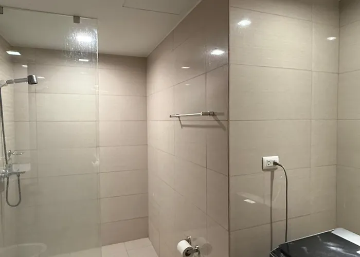 Cozy 1 Bedroom With 2 Pools Near Okada Airports Moa Apartamento